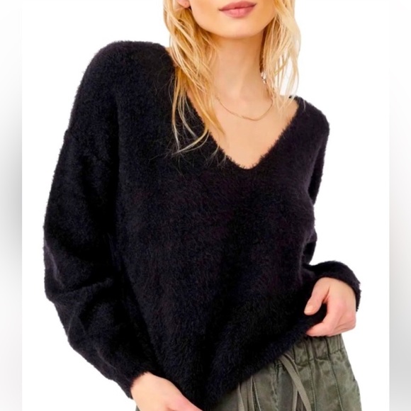 Free people black v neck sweater cropped XSmall - Picture 4 of 15